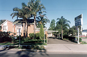 Avaleen Lodge Motor Inn